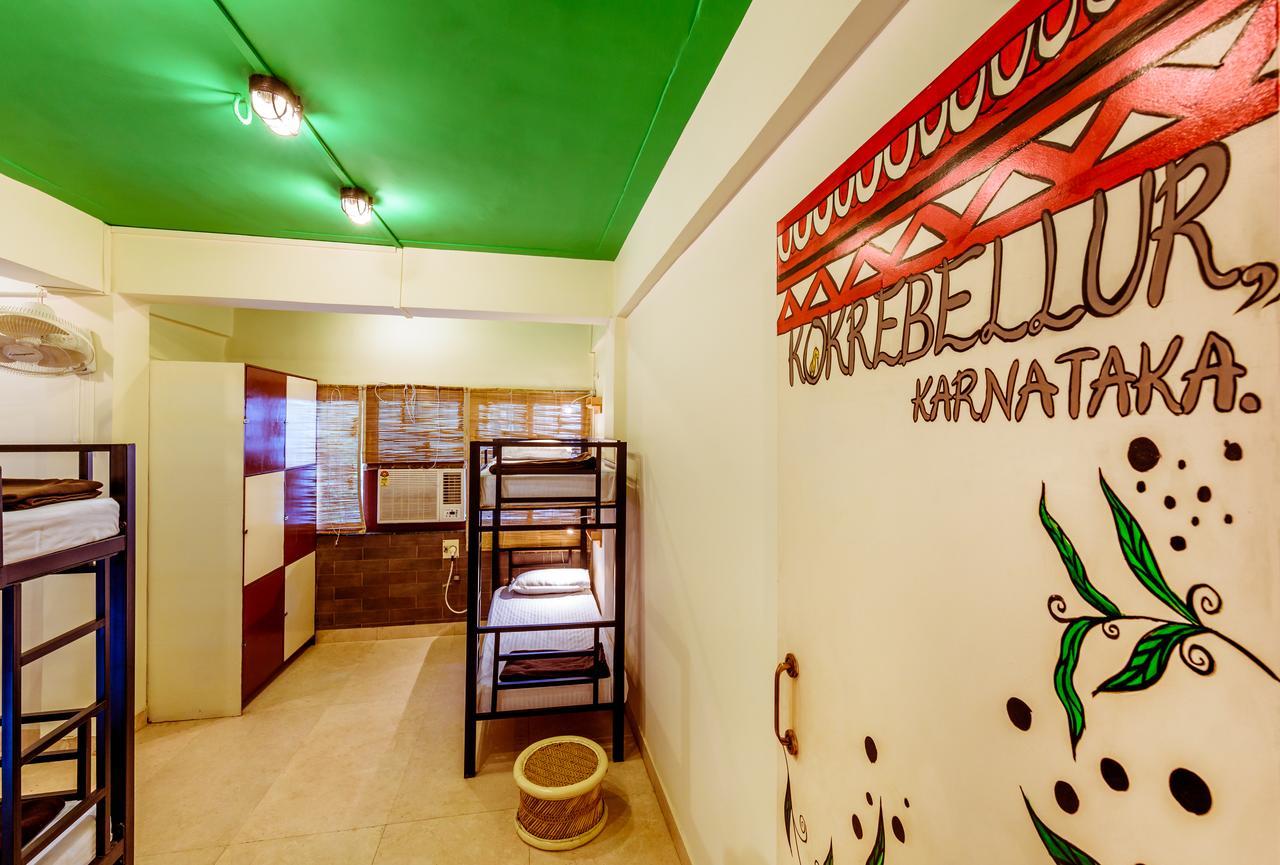 Basti - A Backpackers Hostel Mumbai Exterior foto