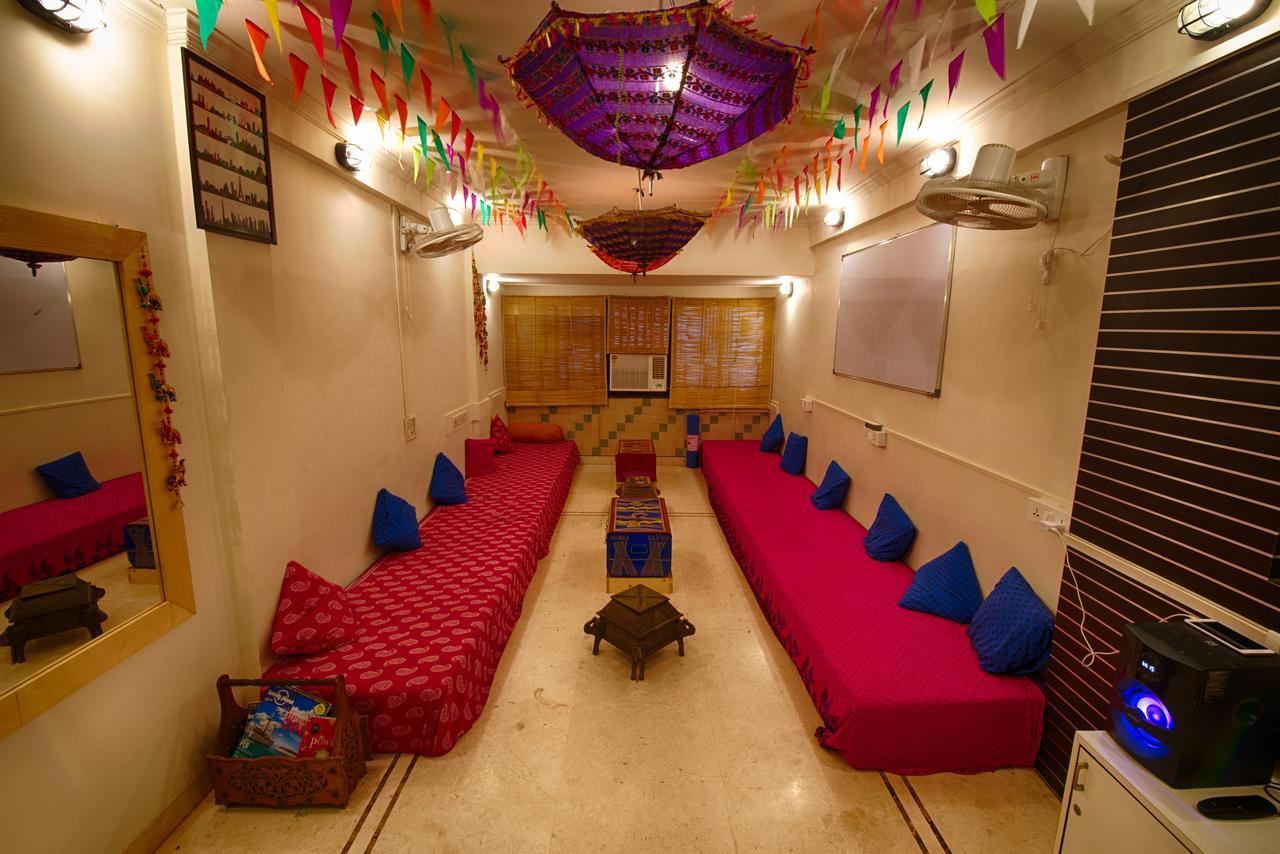 Basti - A Backpackers Hostel Mumbai Exterior foto